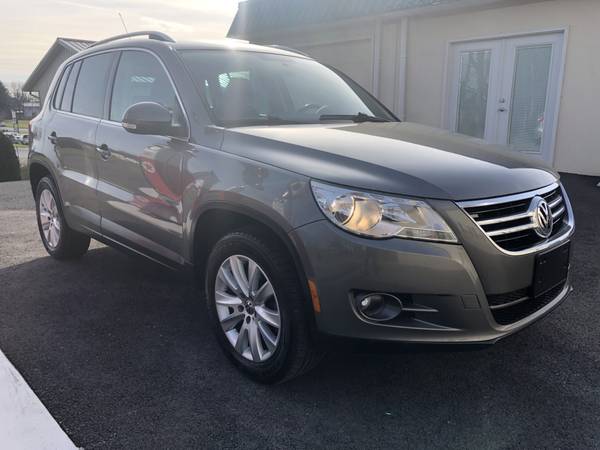 2009 Volkswagen Tiguan 4Motion NAV Heated Seats Full Service History for sale in Palmyra, PA – photo 4