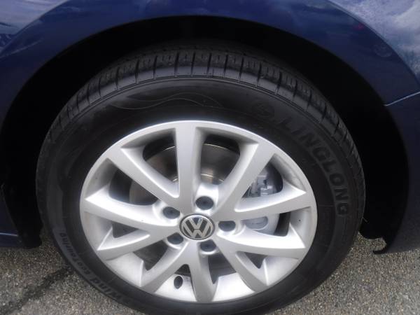 2012 Volkswagen Jetta Sedan 4dr Auto SE w/Convenience Sunroof PZEV for sale in Vestal, NY – photo 17