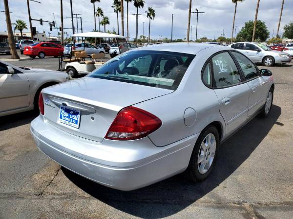 2005 Ford Taurus 4dr Sdn SE FREE CARFAX ON EVERY VEHICLE - cars & for sale in Glendale, AZ – photo 4