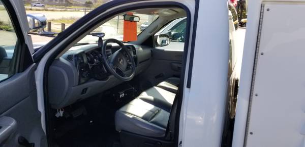 2008 GMC 2500 utility - - by dealer - vehicle for sale in Atascadero, CA – photo 3