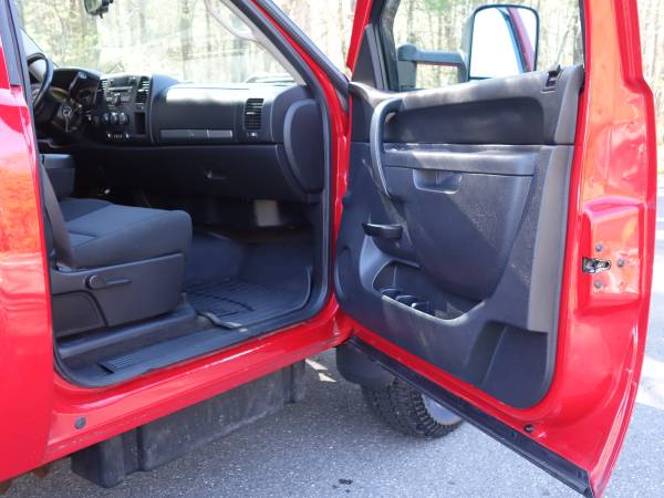 2014 Chevrolet Silverado 2500HD Duramax Reg Cab LT 4WD - cars & for sale in Derry, ME – photo 13