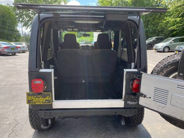 $9,999 2006 Jeep Wrangler Unlimited 2dr 4x4 *Auto, 6" Lift, 33"... for sale in Laconia, ME – photo 12