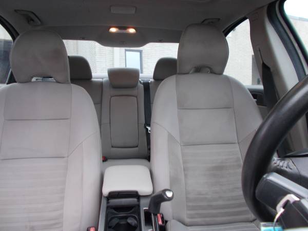 2009 VOLVO S40 CLEAN TITLE www achautohaus com - cars & for sale in Dallas, TX – photo 11