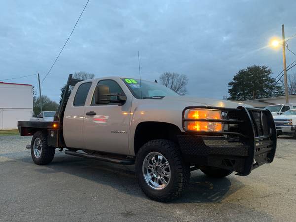 *2008 Chevy Silverado 2500HD 4x4 Ext. Cab Duramax -Hay Bed -Low... for sale in Stokesdale, TN – photo 3