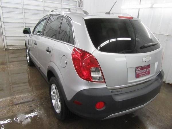 2013 Chevrolet Captiva Sport LS 4dr SUV w/ 2LS - cars & trucks - by... for sale in MENASHA, WI – photo 9