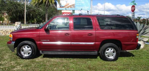 * 2004 GMC Yukon XL SLT * 4 X 4 * Leather * 3rd Row Seating * - cars... for sale in Palm Harbor, FL – photo 2
