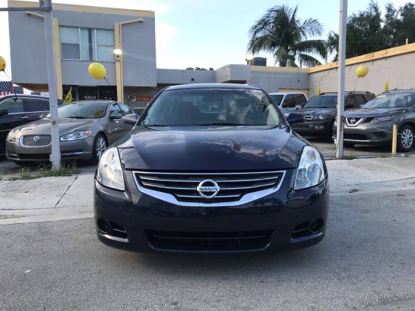 2012 Nissan Altima S - Clean Title - CLean Carfax for sale in Miami, FL – photo 2