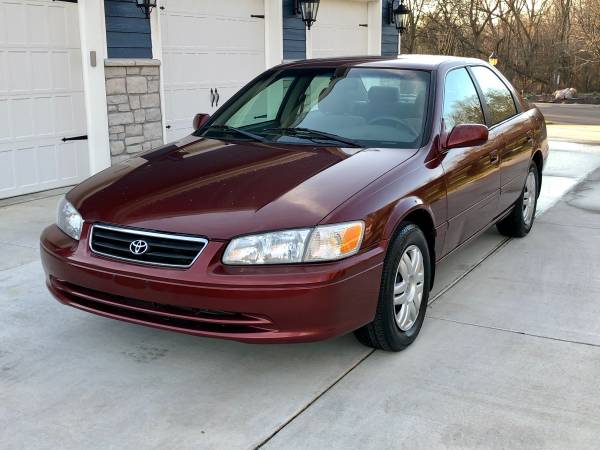 2000 Toyota Camry CE, 75k original miles, Clean Title - cars &... for sale in Valparaiso, IN – photo 2