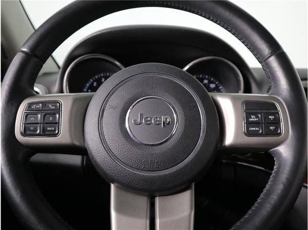 2013 Jeep Grand Cherokee Limited Sport Utility 4D SUV - cars &... for sale in Burien, WA – photo 16