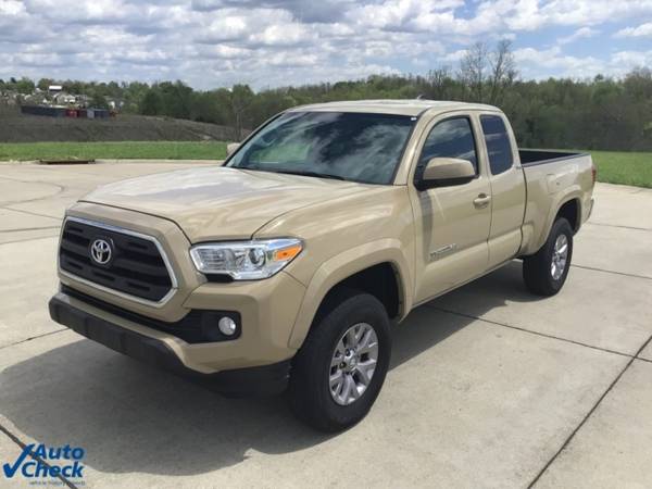 2017 Toyota Tacoma SR5 - - by dealer - vehicle for sale in Dry Ridge, KY – photo 4