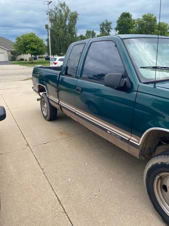1999 SILVERADO 1500 - cars & trucks - by owner - vehicle automotive... for sale in Janesville, WI – photo 2