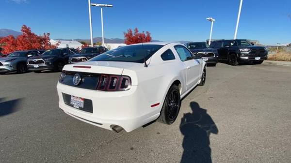 2013 Ford Mustang RWD 2dr Car 2dr Cpe V6 - cars & trucks - by dealer... for sale in Redding, CA – photo 4