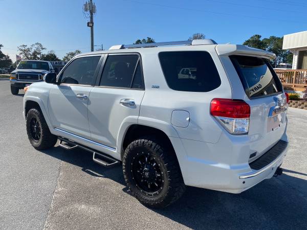 2012 TOYOTA 4RUNNER SR5 4X4 - cars & trucks - by dealer - vehicle... for sale in Sneads Ferry, NC – photo 4