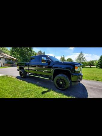 2015.5 GMC Denali Duramax - cars & trucks - by owner - vehicle... for sale in Lincoln, NE – photo 9