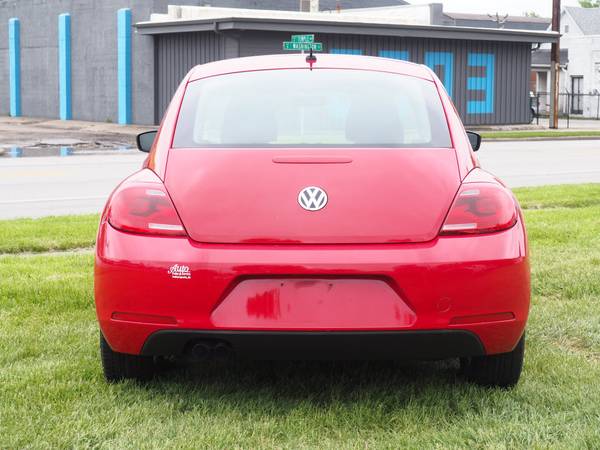 2013 Volkswagen Beetle 2.5L Entry PZEV for sale in Indianapolis, IN – photo 2