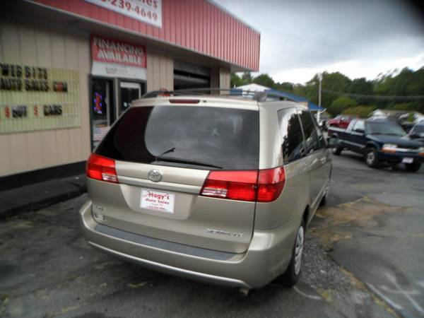 2004 Toyota Sienna le - cars & trucks - by dealer - vehicle... for sale in Kingsport, TN – photo 3