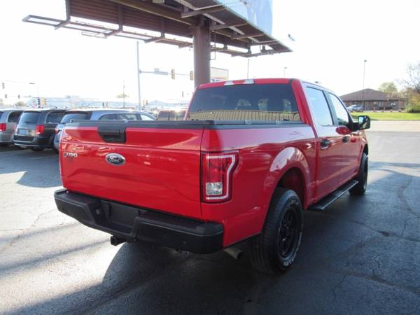 2015 Ford F-150 4WD SuperCrew XLT - cars & trucks - by dealer -... for sale in Rockford, IL – photo 8