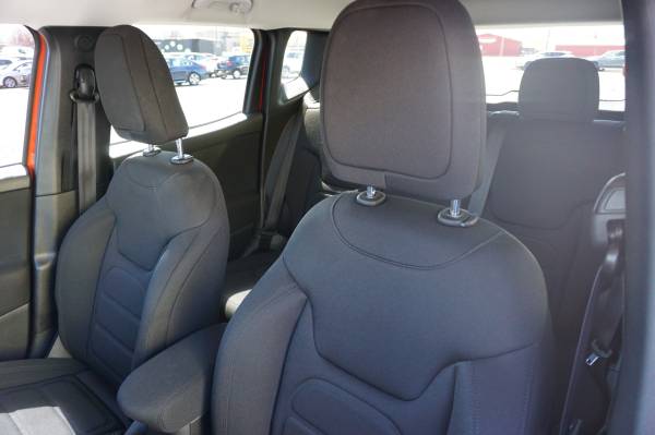 2018 Jeep Renegade Latitude 4X4 HEATED SEATS/LOW MILES - cars for sale in Kittitas, WA – photo 17