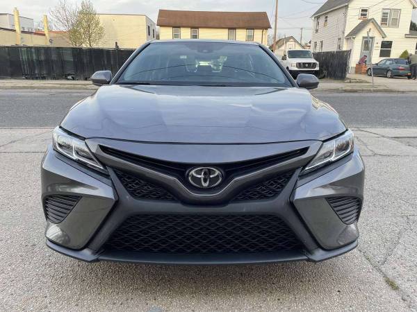 2020 Toyota Camry SE Gry/blk Just 20k Miles Clean Title Paid Off for sale in Baldwin, NY – photo 2