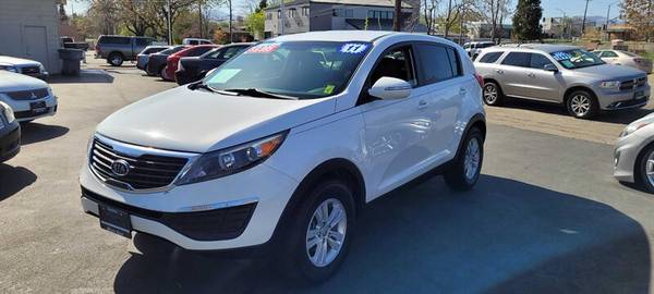 2011 KIA SPORTAGE LX CLEAN! - - by dealer for sale in Redding, CA – photo 3