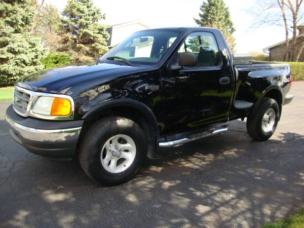 2004 Ford F150 4X4 Heritage Flareside (1 Owner/Low Miles) - cars & for sale in Northbrook, WI – photo 11