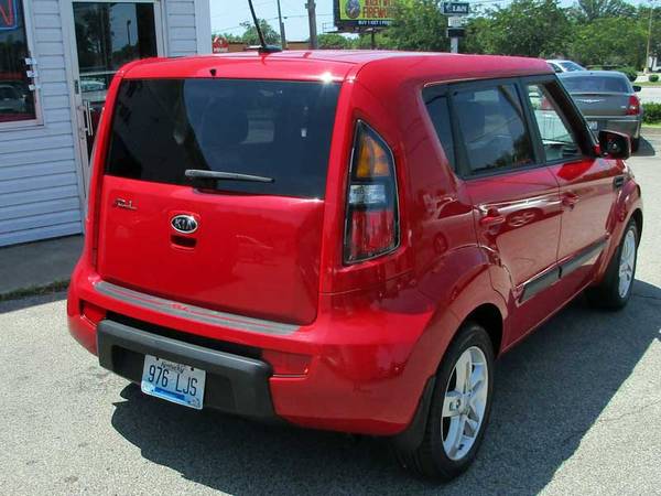2011 Kia Soul 4dr red *REDUCED* - cars & trucks - by dealer -... for sale in Louisville, KY – photo 2