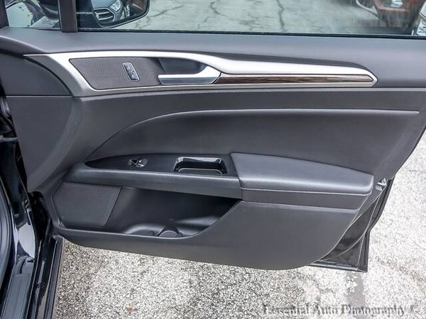 2016 Ford Fusion SE - cars & trucks - by dealer - vehicle automotive... for sale in Oak Lawn, IL – photo 23