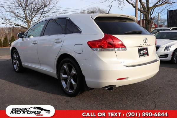 Check Out This Spotless 2011 Toyota Venza with only 62, 667 Mi-North for sale in East Rutherford, NJ – photo 5