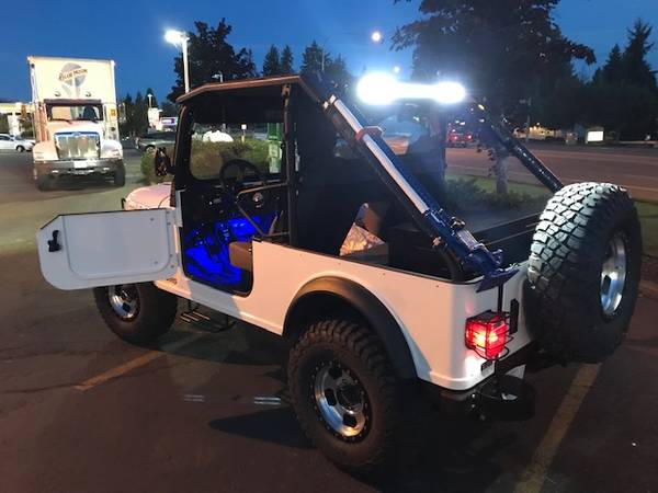 2018 turbo diesel JEEP DaNa 44s box frame possible trade 2100 for sale in Olympia, OR – photo 2