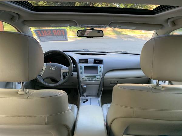 2007 Toyota Camry Hybrid, 185k miles, leather, nav, well maintained! for sale in Cincinnati, OH – photo 18