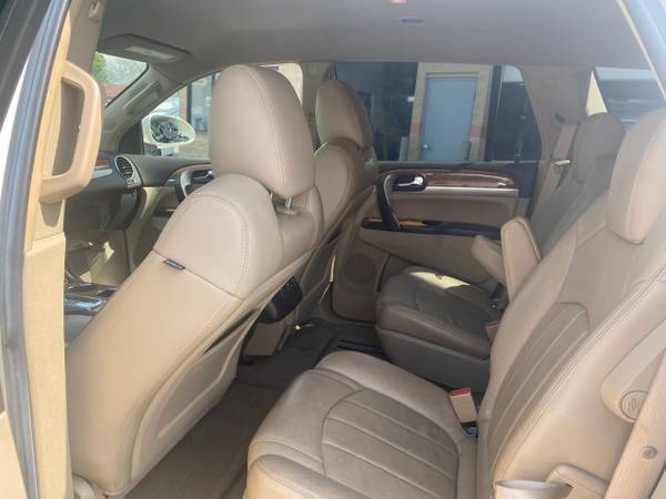 2009 BUICK ENCLAVE LOADED - - by dealer - vehicle for sale in Detroit, MI – photo 7
