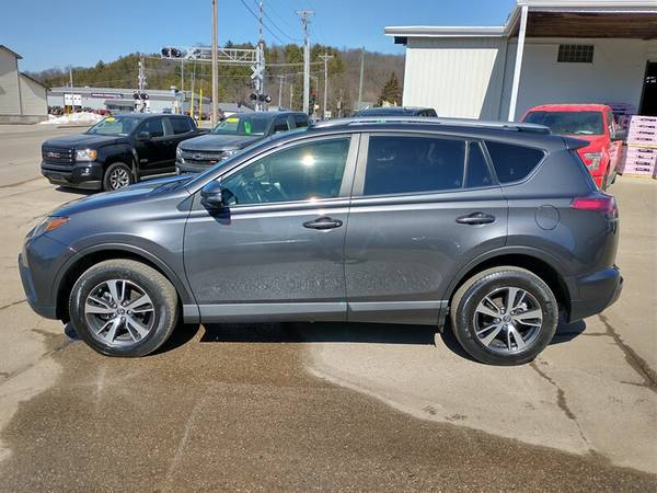 2018 Toyota RAV4 XLE - - by dealer - vehicle for sale in Cross Plains, WI – photo 3