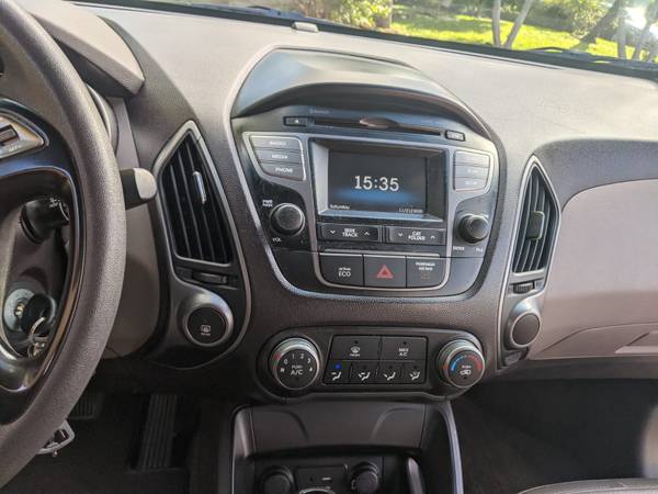 2015 Red Hyundai Tucson GLS - cars & trucks - by owner - vehicle... for sale in Fort Lauderdale, FL – photo 4