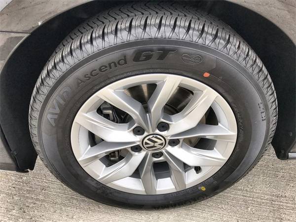2017 VW Volkswagen Passat 1.8T S sedan Pearl Black for sale in Longmont, CO – photo 20