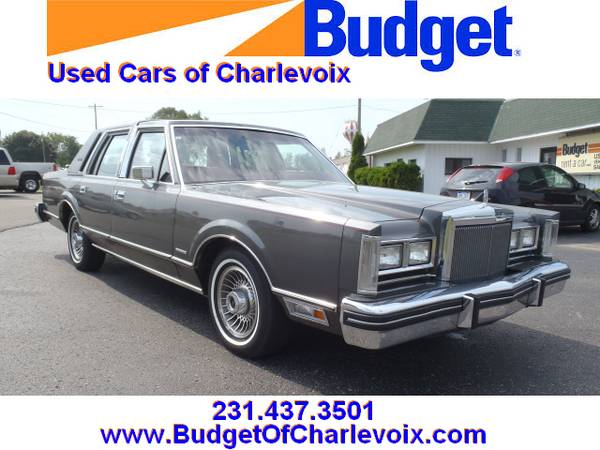 1982 Lincoln Town Car Signature for sale in Charlevoix, MI