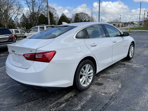 2018 Chevy Malibu LT - - by dealer - vehicle for sale in Green Bay, WI – photo 7