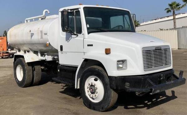 2004 Freightliner 2004 Freightliner FL700 S/A Water Truck - cars & for sale in Denver , CO – photo 2