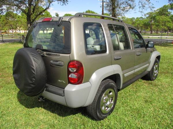 2007 Jeep Liberty 44196 Low Orig Miles Clean Carfax 23 Service... for sale in Fort Lauderdale, FL – photo 4