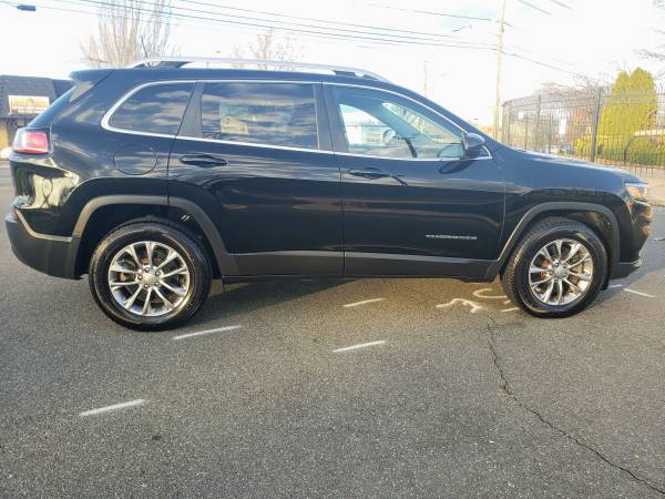 2019 JEEP CHEROKEE LATITUDE PLUS 4WD - cars & trucks - by dealer -... for sale in Agawam, MA – photo 4