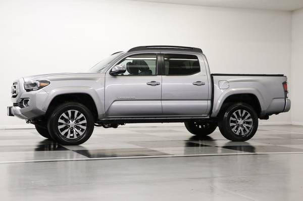 SLEEK Silver TACOMA 2020 Toyota Limited 4X4 4WD Crew Cab SUNROOF for sale in Clinton, MO – photo 21