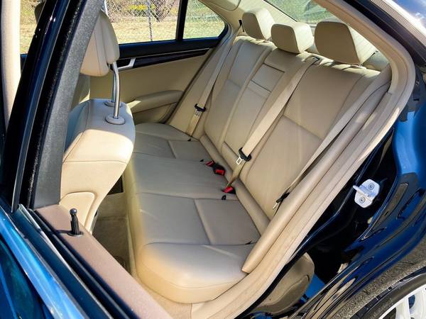 Mercedes Benz C300 4x4 4WD Navigation Bluetooth Sunroof Automatic... for sale in florence, SC, SC – photo 13