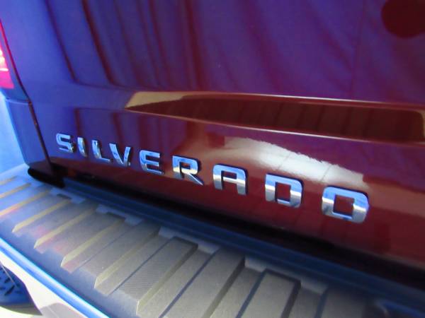 2017 Chevrolet Silverado 1500 4WD Crew Cab 153.0 LT w/1LT - cars &... for sale in Anchorage, AK – photo 7