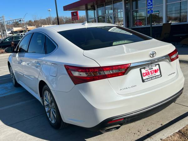 2018 Toyota Avalon XLE (Natl) - - by dealer - vehicle for sale in Omaha, NE – photo 8