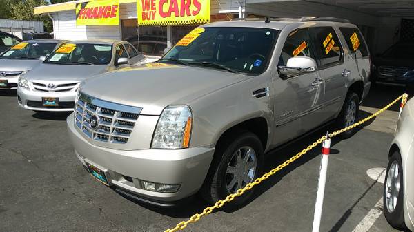 2007 Cadillac Escalade 151k Miles AWD DVD Player for sale in Oakdale, CA – photo 4