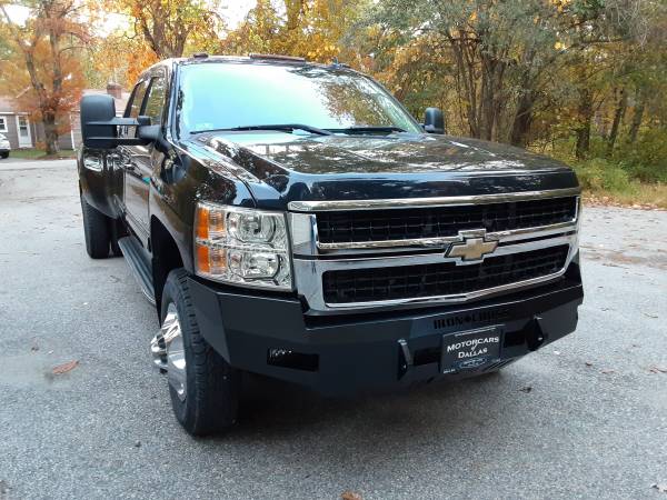 2009 Chevrolet Silverado 3500HD DUALLY - cars & trucks - by dealer -... for sale in Whitinsville, MA
