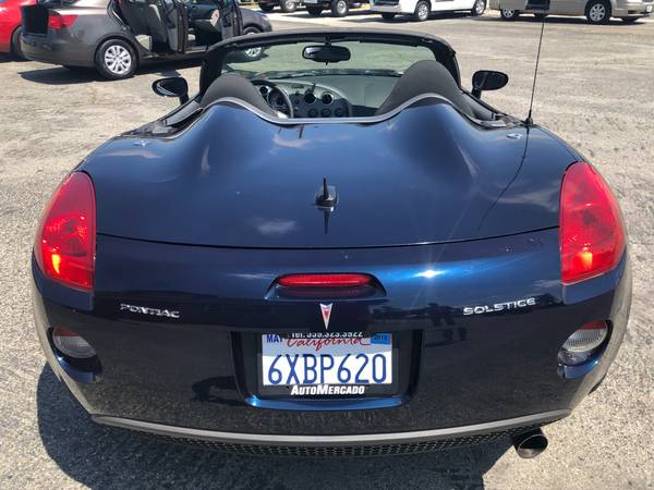2006 PONTIAC SOLSTICE* CONVERTIBLE * STICK SHIFT* LOW MILES* HURRY IN* for sale in Clovis, CA – photo 9
