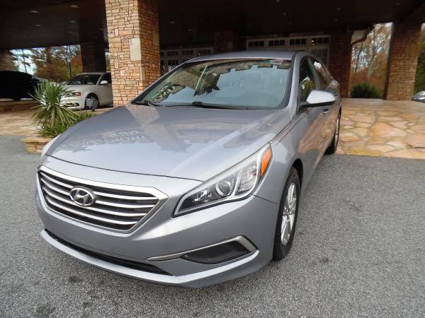 2017 HYNDI SONATA GLS IN GREAT SHAPE LOW MILES!!!!!!!!!!! - cars &... for sale in Lawrenceville, GA – photo 5