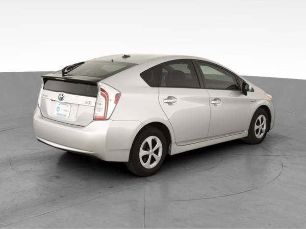2013 Toyota Prius Three Hatchback 4D hatchback Silver - FINANCE... for sale in Bakersfield, CA – photo 11