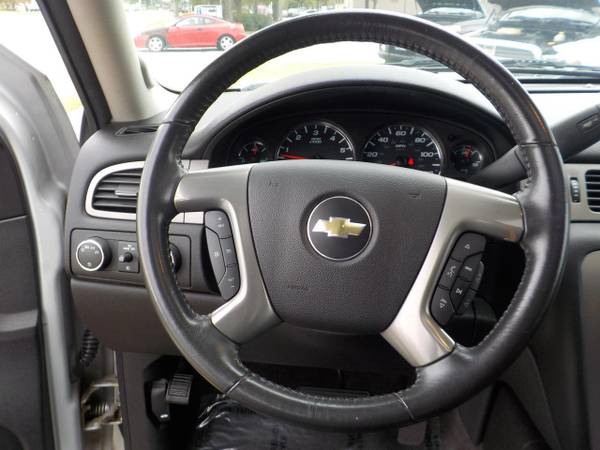 2011 Chevrolet Suburban LT SPORT Z71 4X4, POWER HEATED SEATS, THIRD for sale in Virginia Beach, VA – photo 20