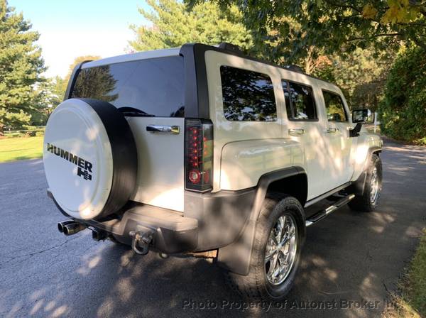 2006 *HUMMER* *H3* *4dr 4WD SUV* Birch White/LOADED! for sale in Bloomington, IL – photo 5